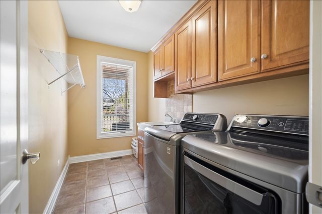 22W155 2nd Street, Glen Ellyn, IL 60137