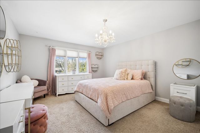 22W155 2nd Street, Glen Ellyn, IL 60137