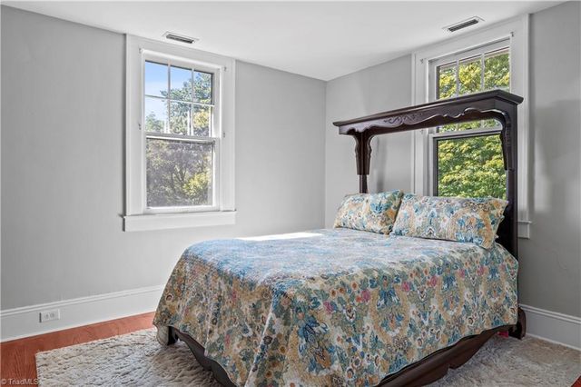 1612 Lynwood Avenue, Winston-salem, NC 27104