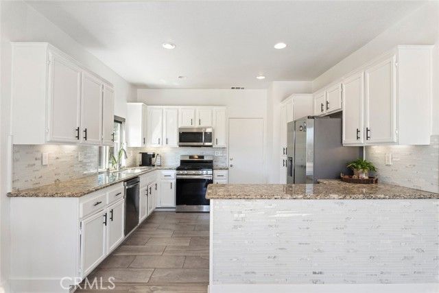 23744 Tatia, Murrieta, CA 92562