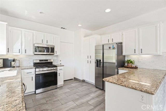 23744 Tatia, Murrieta, CA 92562