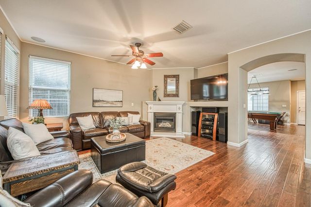 2741 Buckingham Avenue, Clovis, CA 93611