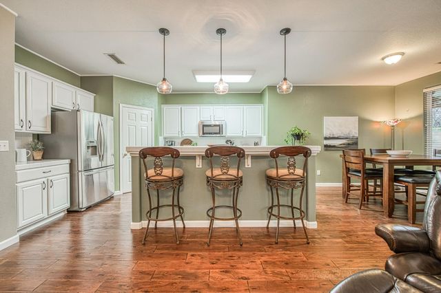 2741 Buckingham Avenue, Clovis, CA 93611