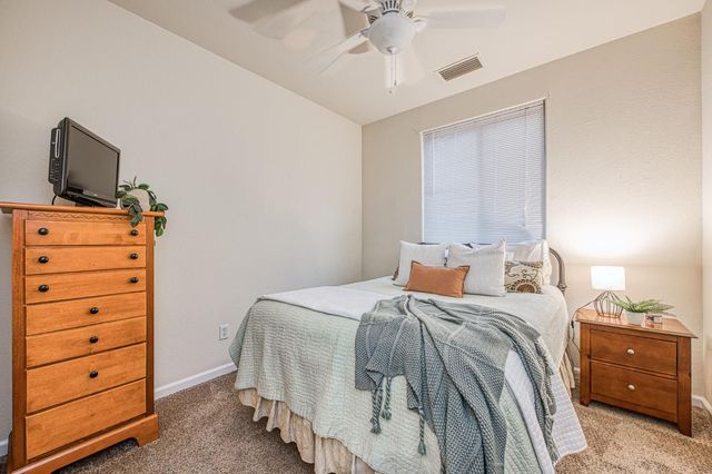 2741 Buckingham Avenue, Clovis, CA 93611