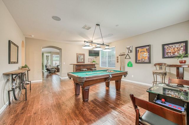 2741 Buckingham Avenue, Clovis, CA 93611