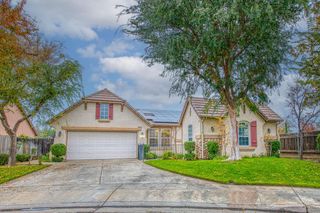 2741 Buckingham Avenue, Clovis, CA 93611