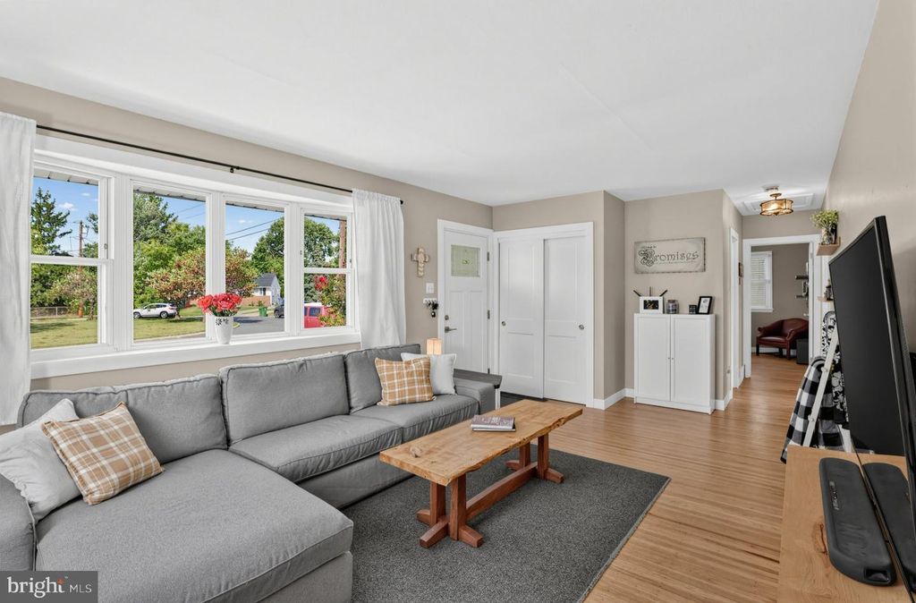 306 VETERANS DR, PALMYRA, NJ 08065 — photo 5