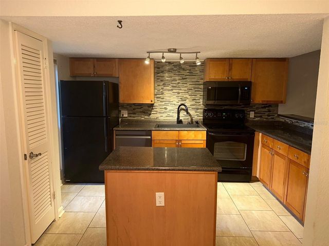 1810 NW 23RD BOULEVARD 109, Gainesville, FL 32605