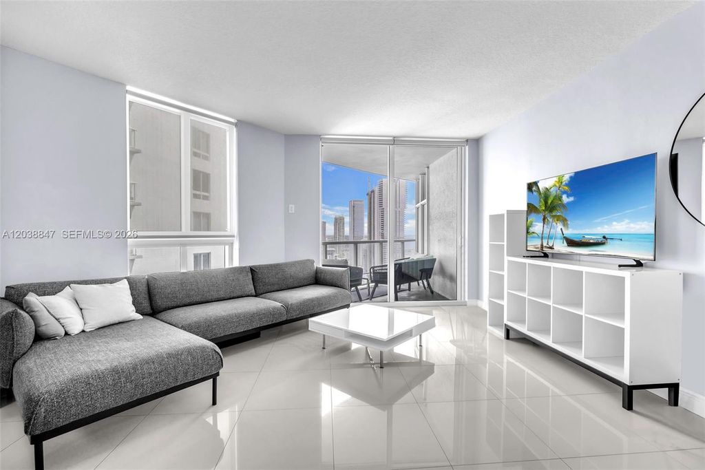 1900 N Bayshore Drive 3610, Miami, FL 33132