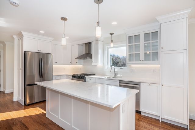 975 High Road, Berlin, CT 06037