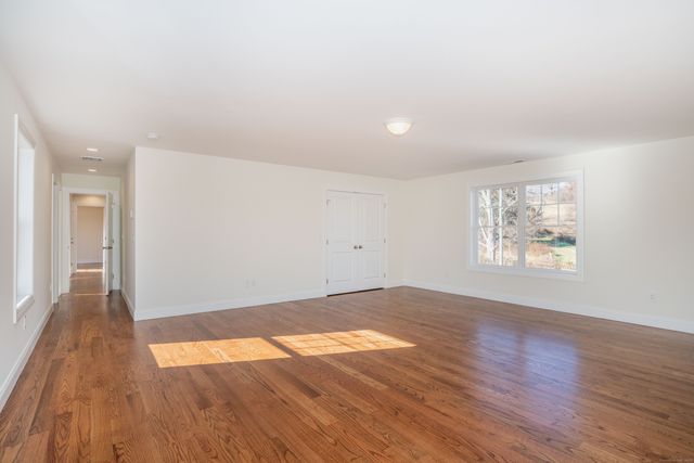 975 High Road, Berlin, CT 06037