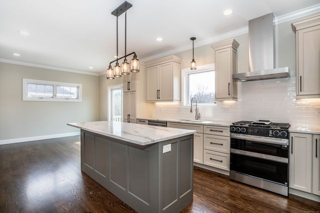 975 High Road, Berlin, CT 06037