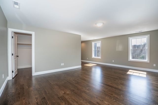 975 High Road, Berlin, CT 06037