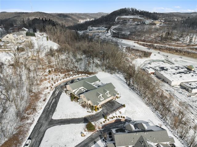 424 Scarletview Ct, Monroeville, PA 15146