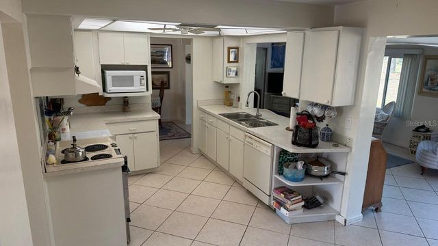 14181 90TH AVENUE, Seminole, FL 33776