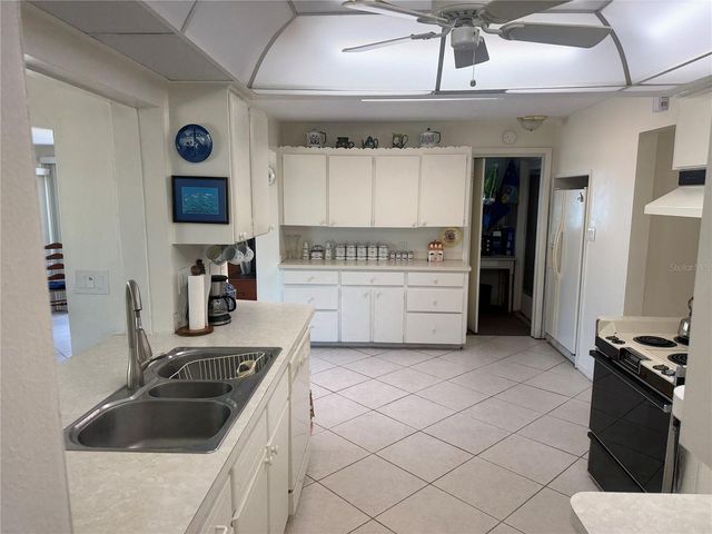 14181 90TH AVENUE, Seminole, FL 33776