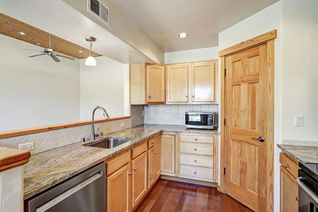 3608 12th Street NW, Albuquerque, NM 87107