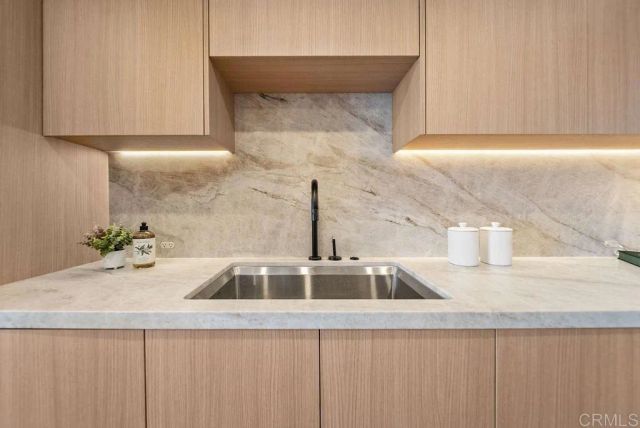 1820 Avenida Del Mundo 506, Coronado, CA 92118