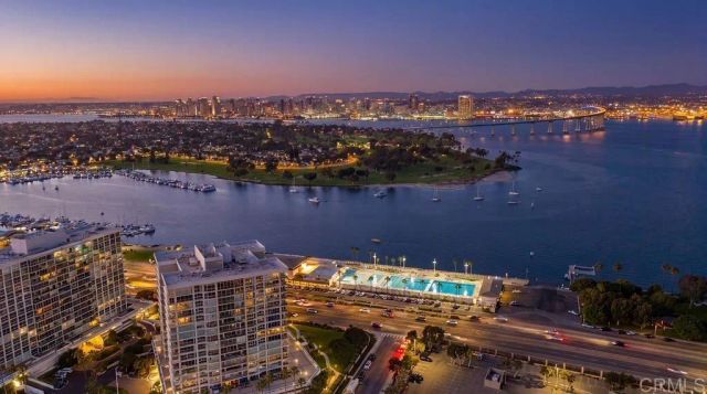 1820 Avenida Del Mundo 506, Coronado, CA 92118