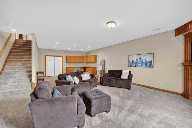 7238 Cody Drive, West Des Moines, IA 50266