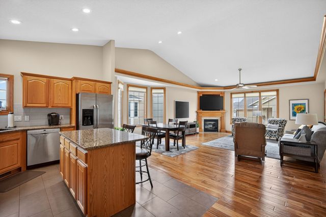 7238 Cody Drive, West Des Moines, IA 50266