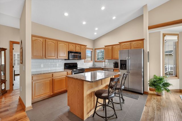 7238 Cody Drive, West Des Moines, IA 50266