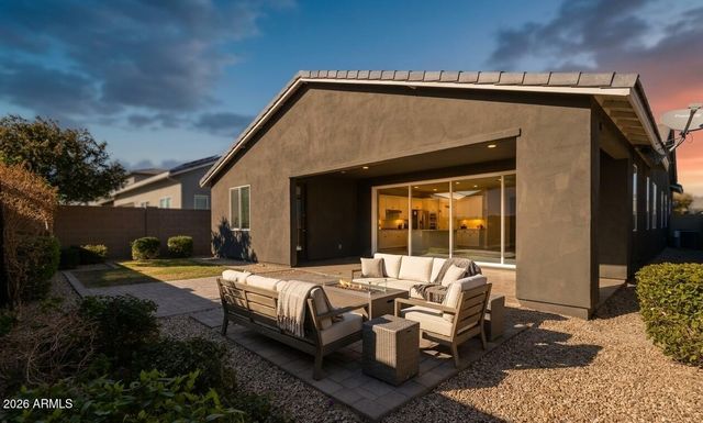 17171 W THOUSAND OAKS Street, Surprise, AZ 85388
