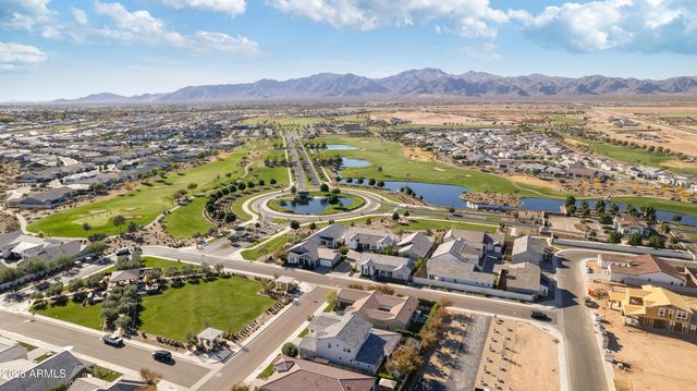 17171 W THOUSAND OAKS Street, Surprise, AZ 85388
