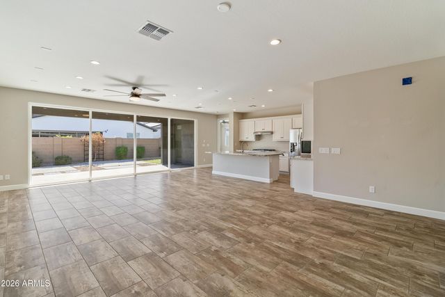 17171 W THOUSAND OAKS Street, Surprise, AZ 85388