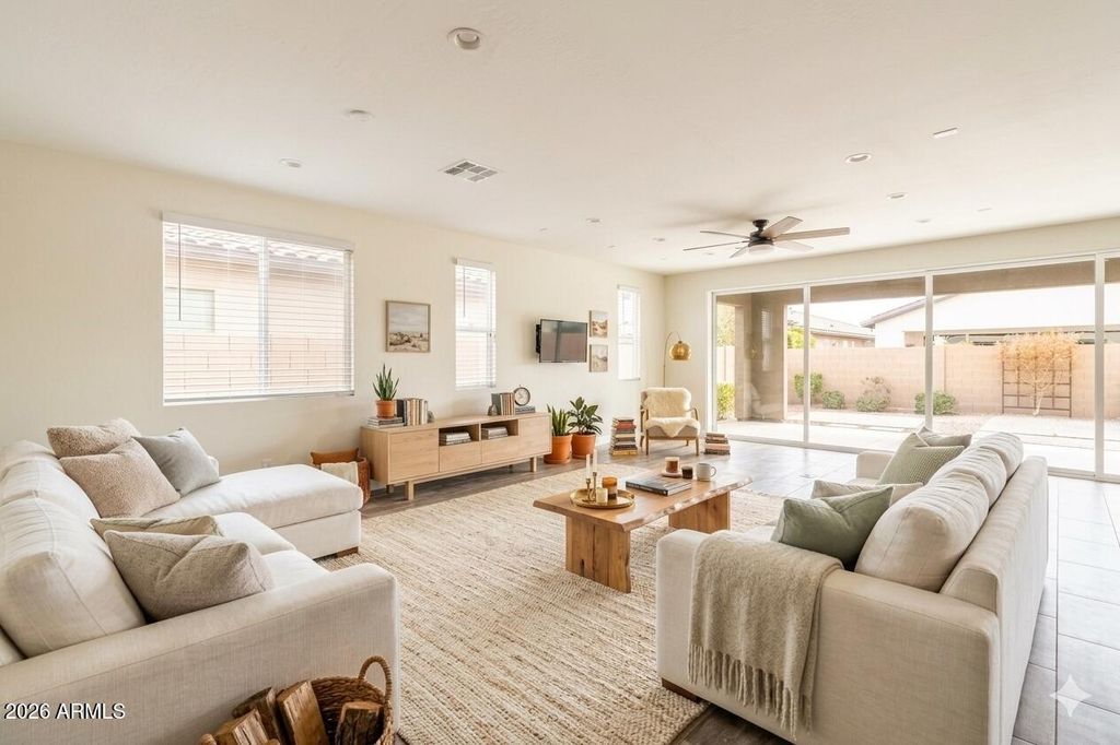 17171 W THOUSAND OAKS Street, Surprise, AZ 85388 — photo 5