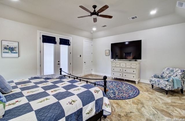 242 James, Castroville, TX 78009