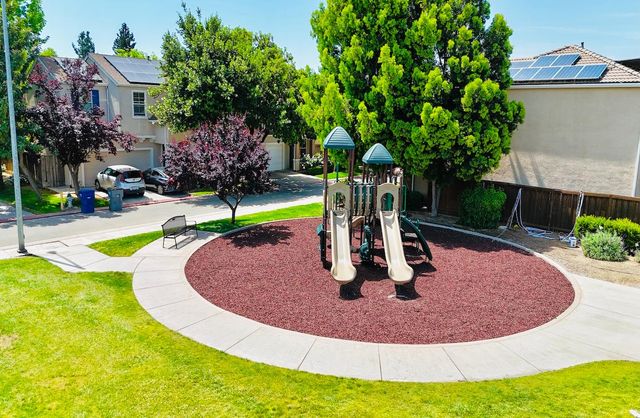 4629 W Javier Way, Fresno, CA 93722