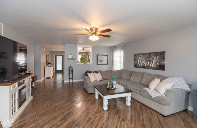 2139 Bridlewood Drive, Franklin, IN 46131