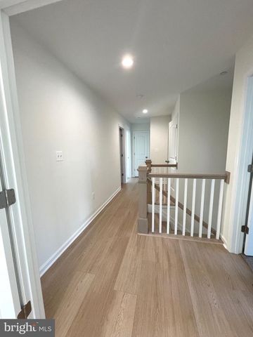 1394 B AND A BLVD, Arnold, MD 21012