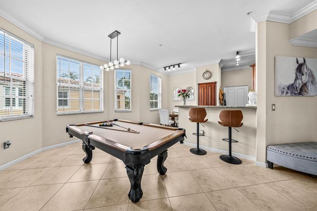 11720 St Andrews Place 308, Wellington, FL 33414