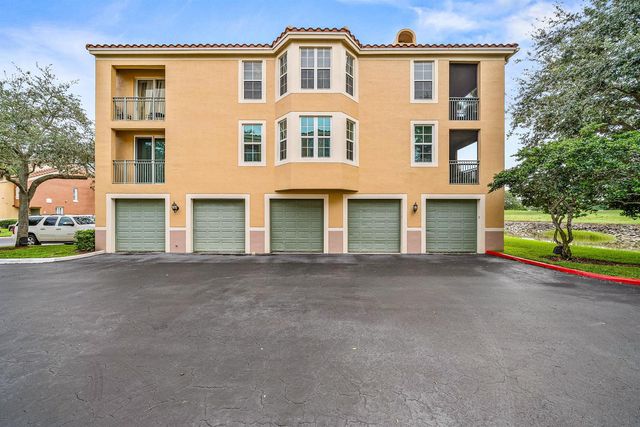 11720 St Andrews Place 308, Wellington, FL 33414