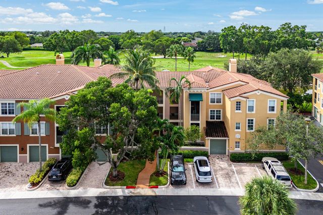 11720 St Andrews Place 308, Wellington, FL 33414