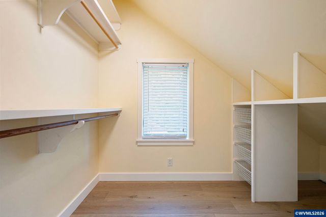 2089 Graham Dr, Eugene, OR 97405