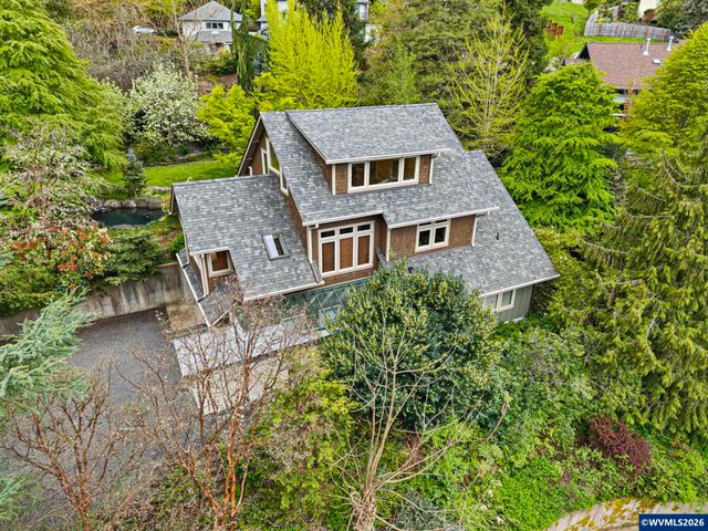 2089 Graham Dr, Eugene, OR 97405