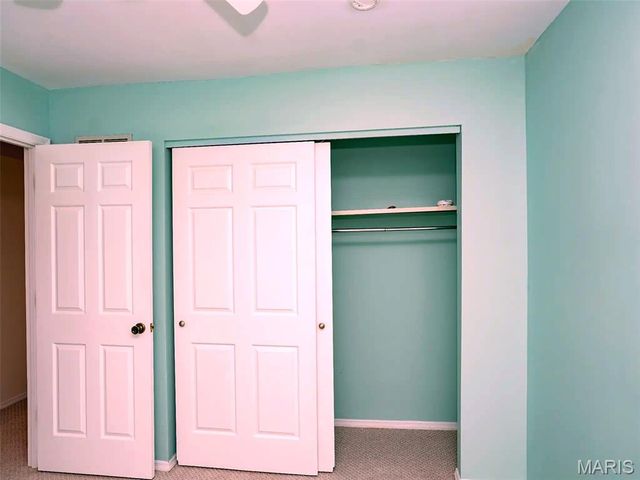 1003 Nobleman Drive, Creve Coeur, MO 63146