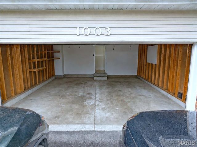 1003 Nobleman Drive, Creve Coeur, MO 63146