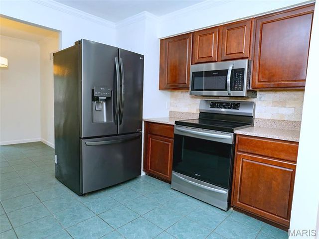 1003 Nobleman Drive, Creve Coeur, MO 63146