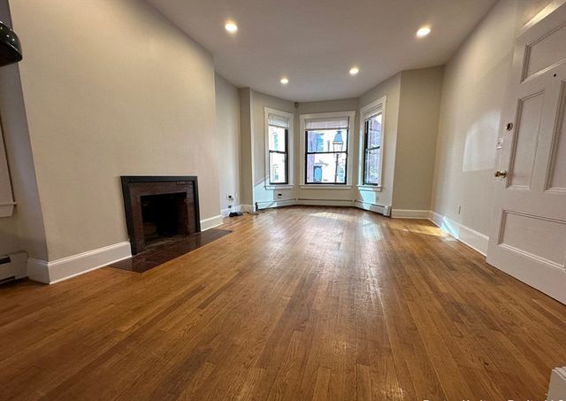 15 St. Germain St 1, Boston, MA 02115