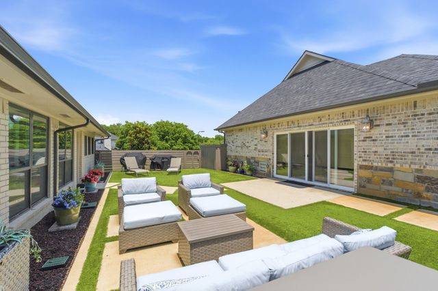 10390 Ridgecrest Street, Frisco, TX 75033