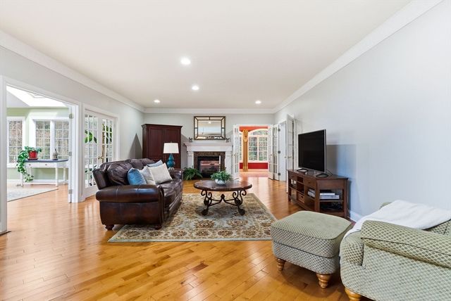 25 Valley View Drive, Grafton, MA 01536