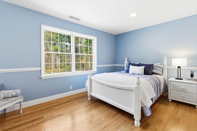 25 Valley View Drive, Grafton, MA 01536