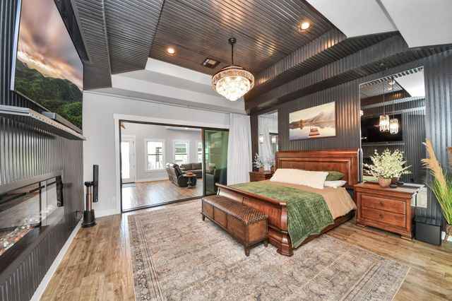 18828 Harbor Side Boulevard, Conroe, TX 77356