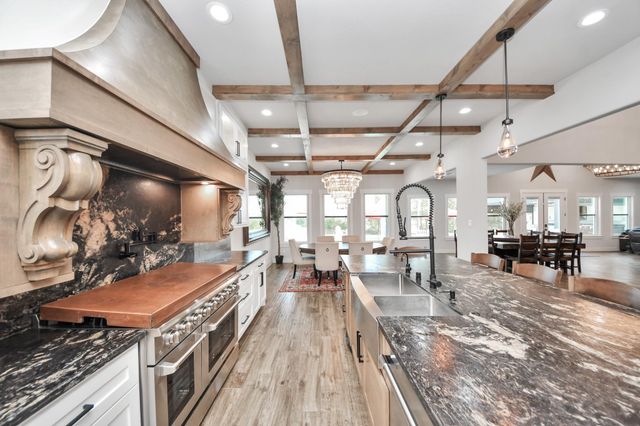 18828 Harbor Side Boulevard, Conroe, TX 77356