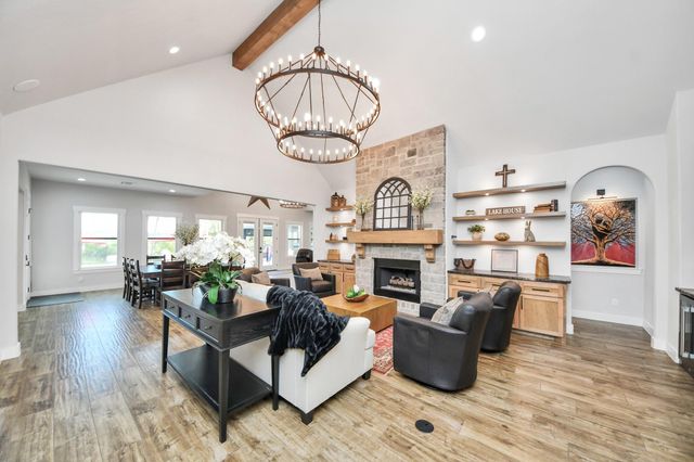 18828 Harbor Side Boulevard, Conroe, TX 77356