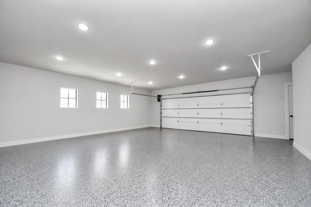 18828 Harbor Side Boulevard, Conroe, TX 77356